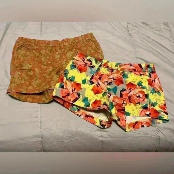 J. Crew Ladies Two pairs of Floral Printed Shorts size 6 - Picture 1 of 15